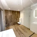 In De Witte Dame Bar Kitchen Hotell 4*