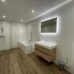 In De Witte Dame Bar Kitchen 酒店 4*