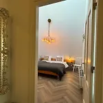 Hotell In De Witte Dame Bar Kitchen