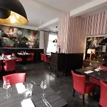 Hotell In De Witte Dame Bar Kitchen 4*