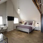 In De Witte Dame Bar Kitchen 4* Grubbenvorst