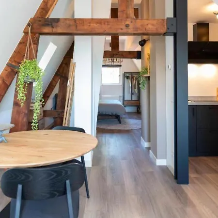 Hotel In De Witte Dame Bar Kitchen