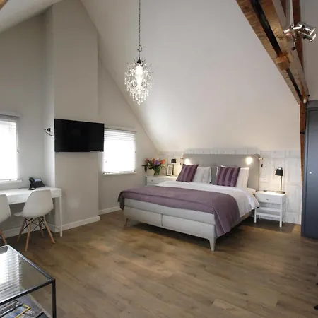 In De Witte Dame Bar Kitchen 4* Grubbenvorst