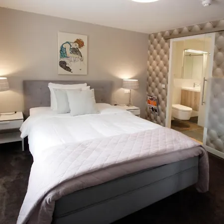 In De Witte Dame Bar Kitchen