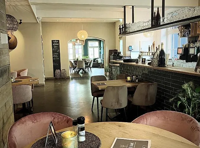 In De Witte Dame Bar Kitchen