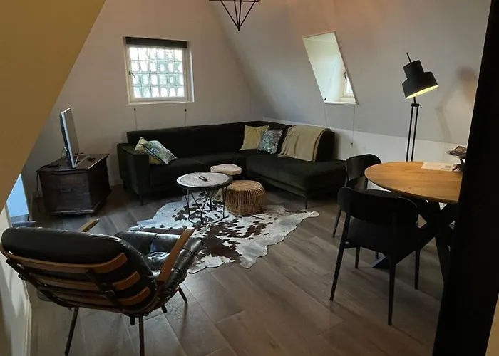 In De Witte Dame Bar Kitchen Hotel