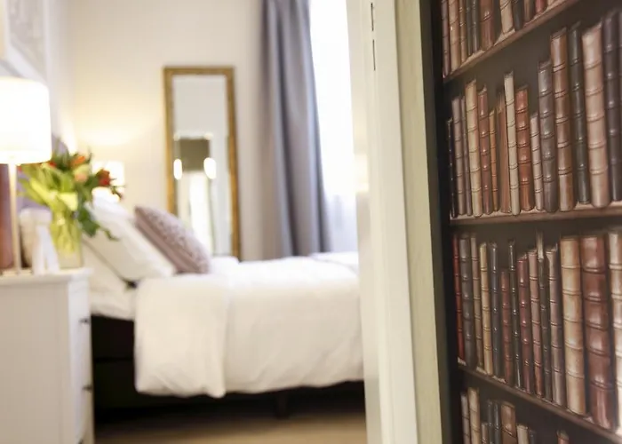 In De Witte Dame Bar Kitchen Hotel 4*