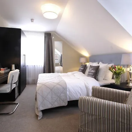 Hotell In De Witte Dame Bar Kitchen 4*