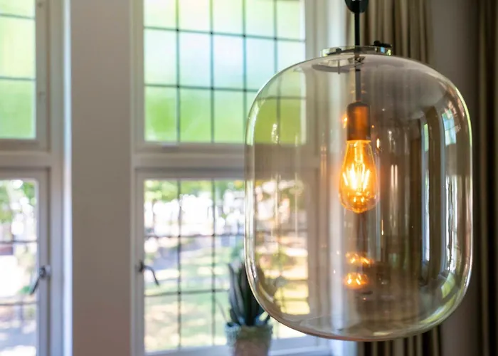 In De Witte Dame Bar Kitchen Hotel Grubbenvorst