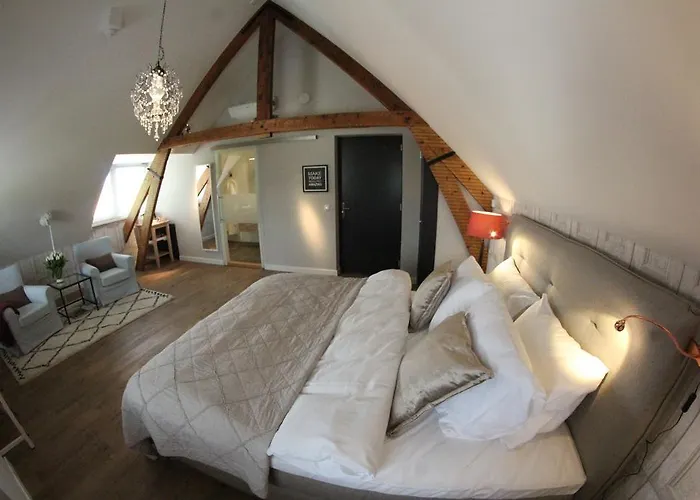 In De Witte Dame Bar Kitchen 4* Grubbenvorst