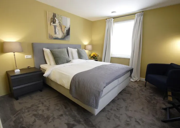 In De Witte Dame Bar Kitchen Grubbenvorst